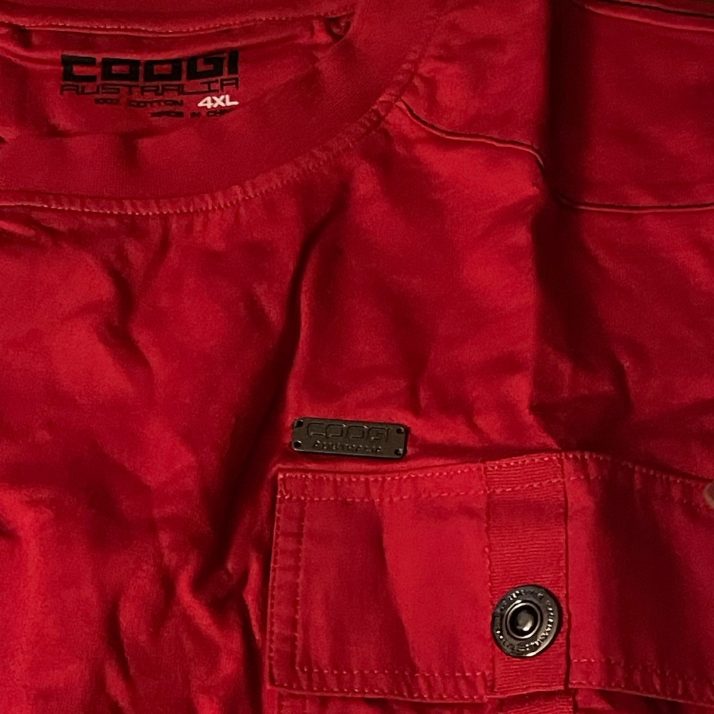 Men’s Coogi red tshirt with front pocket size 4xl - Picture 3 of 5